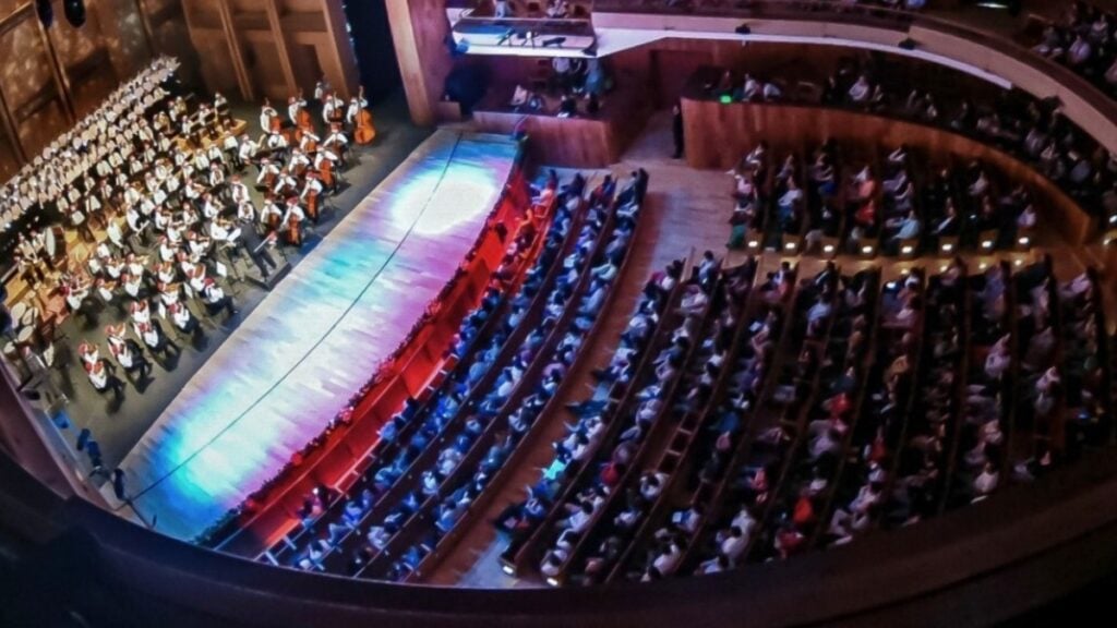 Fundación León impulsa orquestas para combatir la violencia