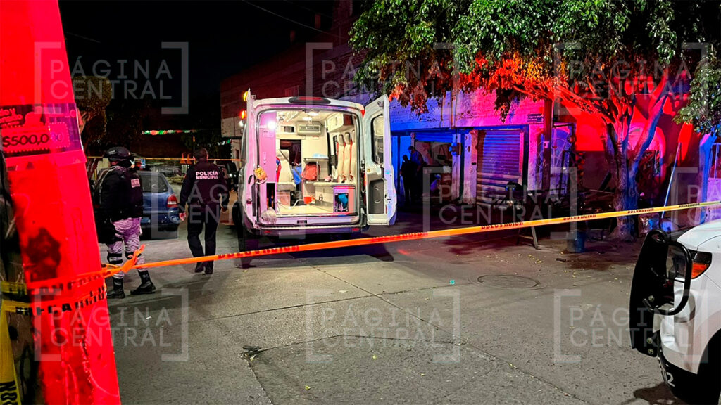 Lomas de la Trinidad: Balean a un hombre afuera de su casa 