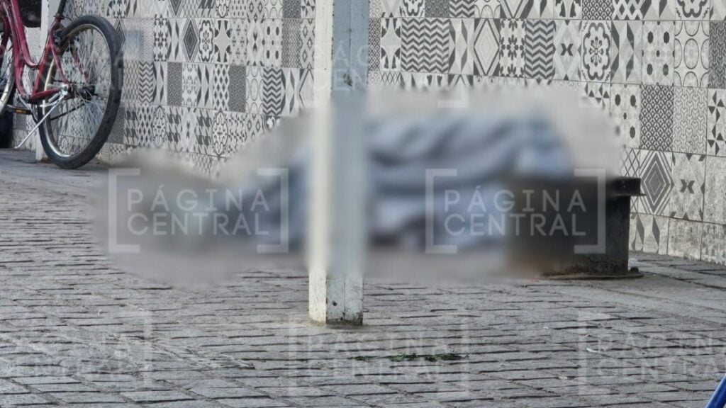 Muere joven afuera del mercado San Miguel 