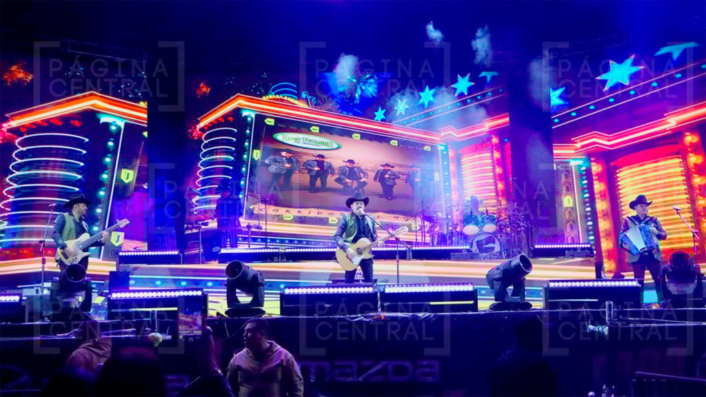 Los Tucanes de Tijuana encienden el Foro Mazda con 'La Chona'