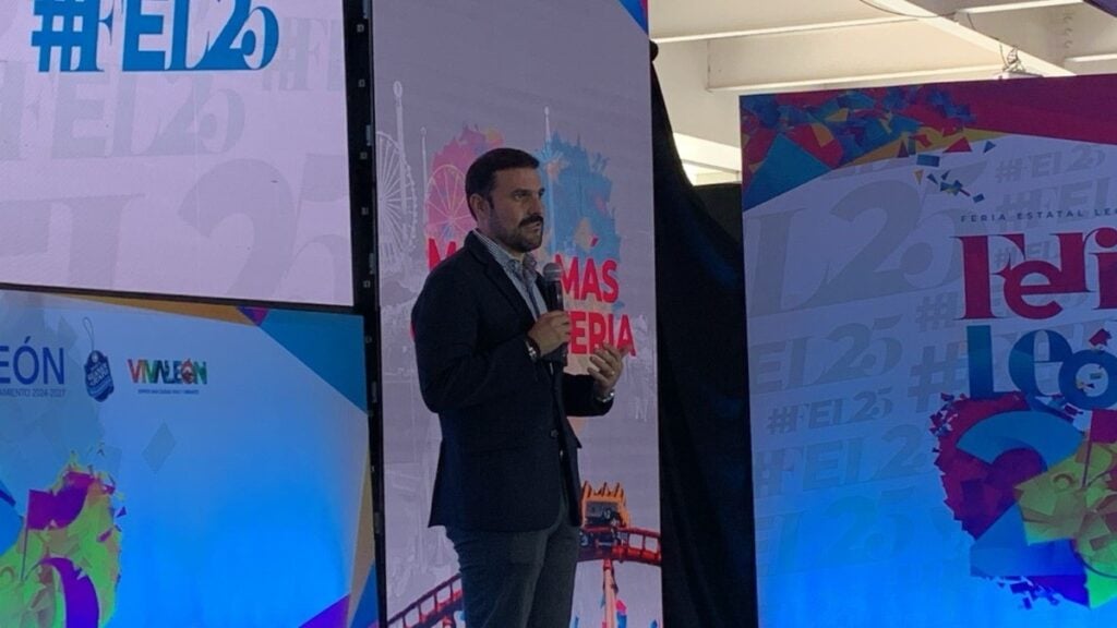 El presidente del Patronato de la Feria Estatal de León, David Novoa Toscano, informó que la Feria de León impone un nuevo récord de asistencia.
