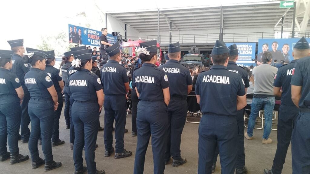 La Secretaría de Seguridad de León ha intensificado la preparación y capacitación de los cadetes de la Academia de Seguridad Pública.