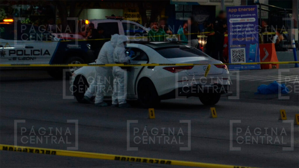 Agua Azul: Asesinan a un hombre a bordo de su vehículo