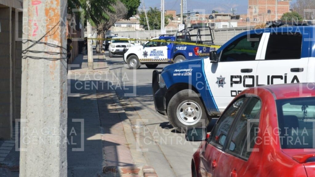 Cuerpo Las Américas: Abandonan embolsado afuera de La Salle