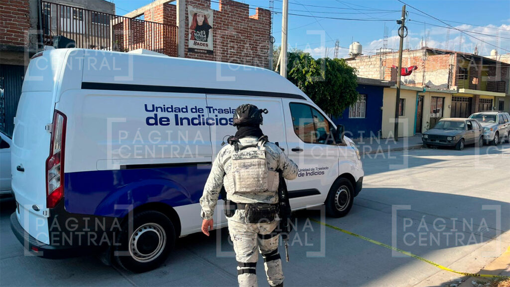 El Carmen CTM: Ejecutan a un hombre en la puerta de su casa 