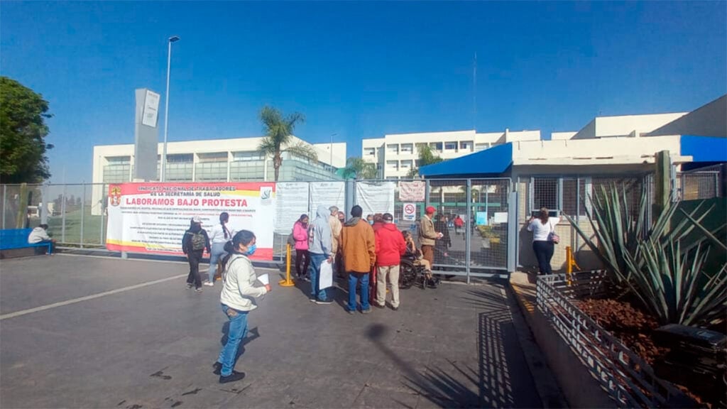 Urge Libia Dennise a federación regularizar abasto de medicamentos al HRAEB