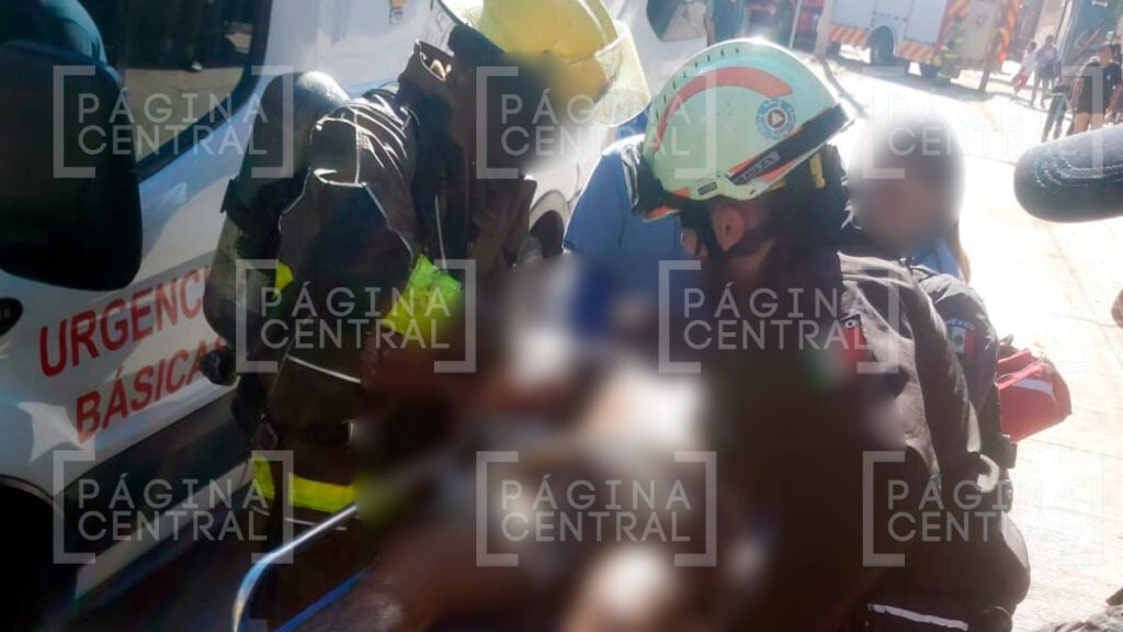 Nuevo Amanecer: Policía rescata a un hombre de un incendio