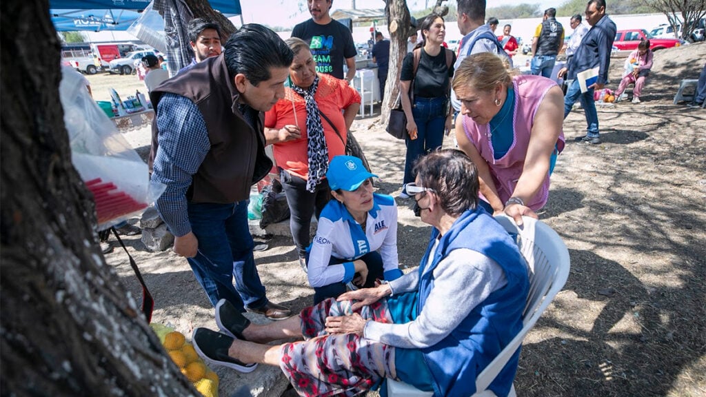 Llevan 'Mi Barrio Habla' a delegación Cerrito de Jerez