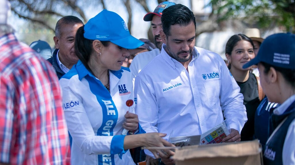 Llevan 'Mi Barrio Habla' a delegación Cerrito de Jerez