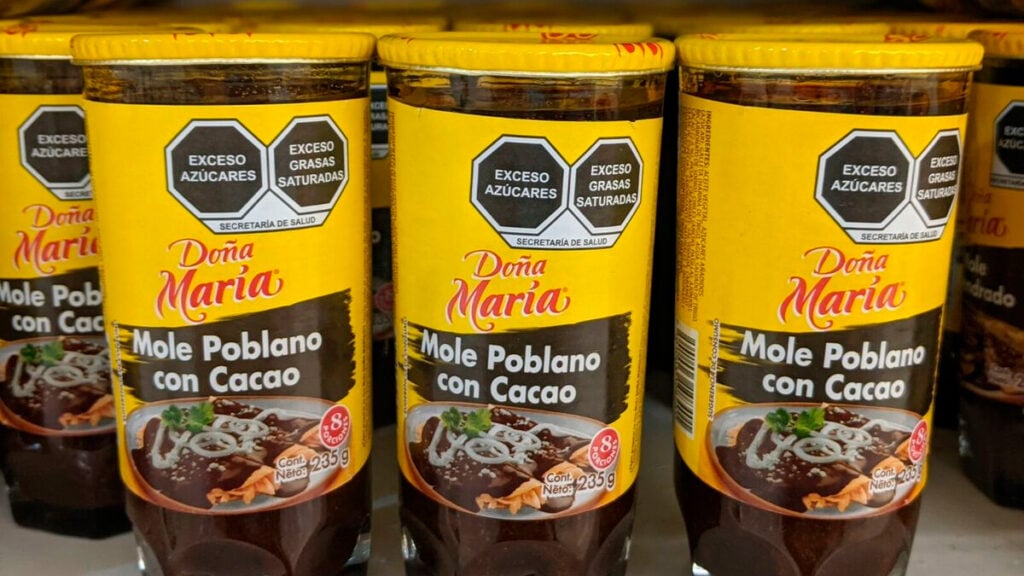 ¿Qué mole contiene un posible aditivo cancerígeno?