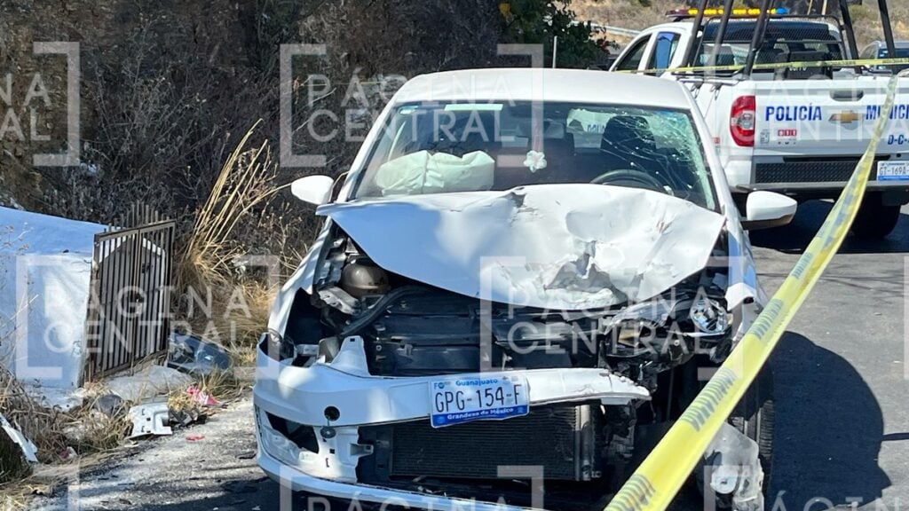 Sierra de Lobos: Emilio intentó hacer acrobacia en su moto, pero se fue contra auto
