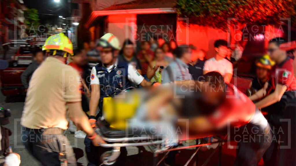 Las Mandarinas: Chocan tres vehículos y quedan 5 heridos