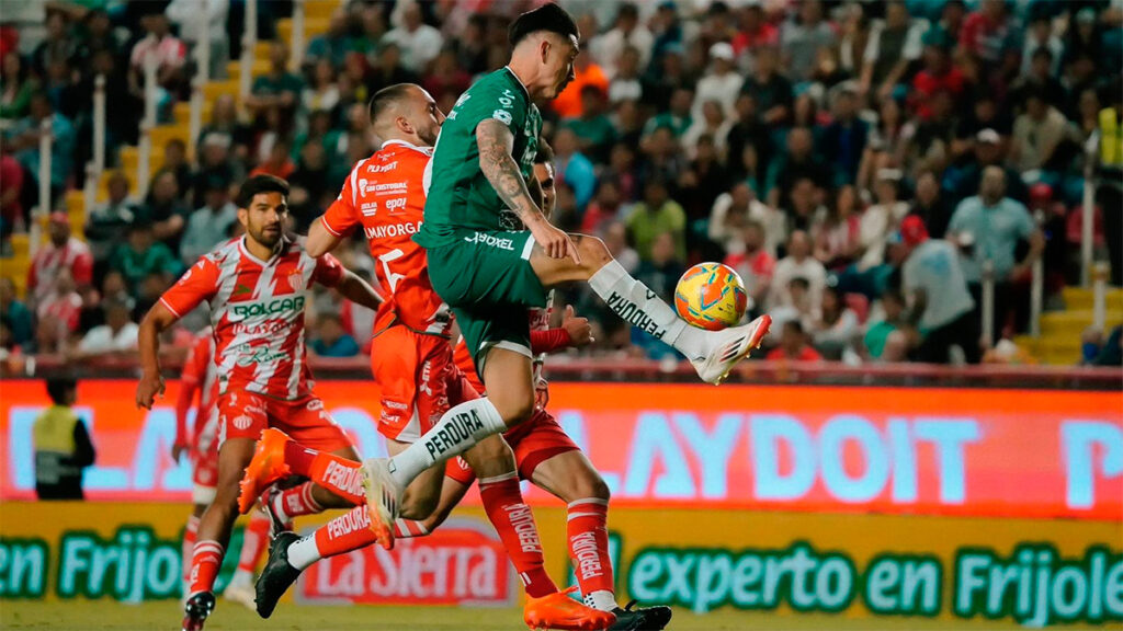 Necaxa y Larcamón propinan segunda derrota en fila al Club León