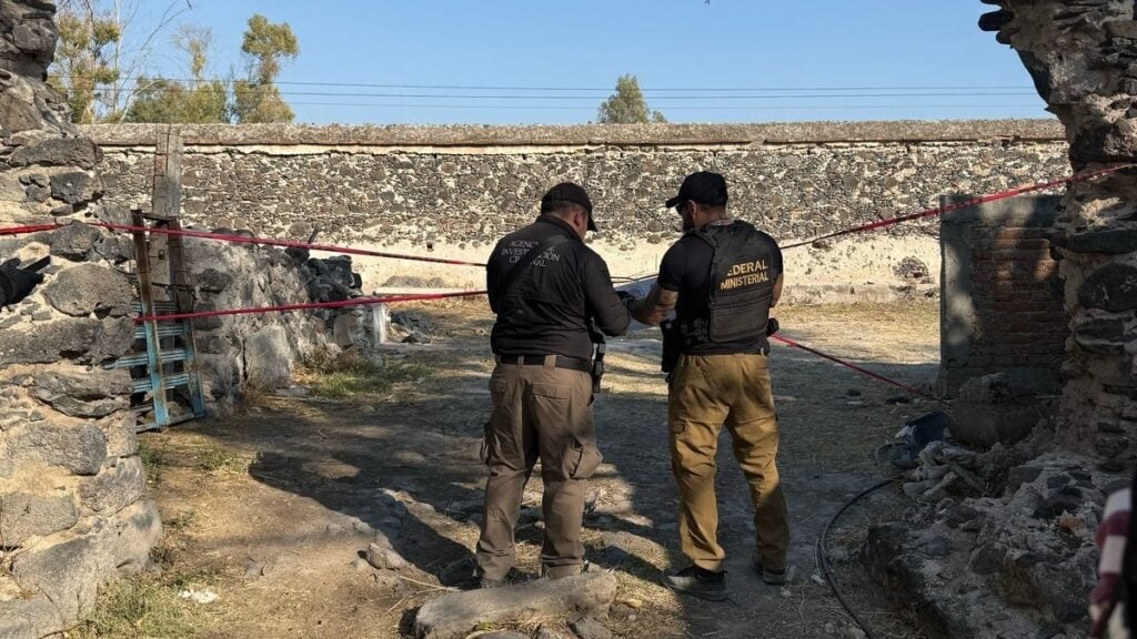 Huachicol en Cortazar: Catean lote y hallan cisterna enterrada