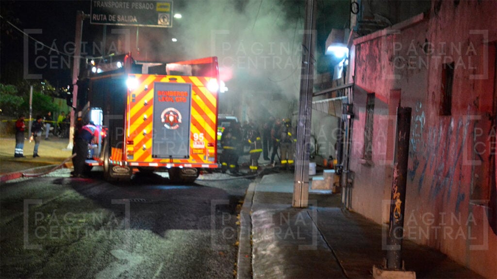 El Coecillo: Se incendia casa sobre el Malecón del Río