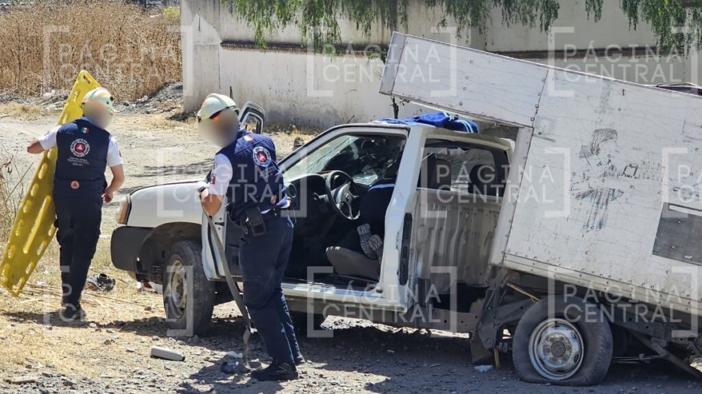Accidente con tren en Valle de San José deja a conductor grave