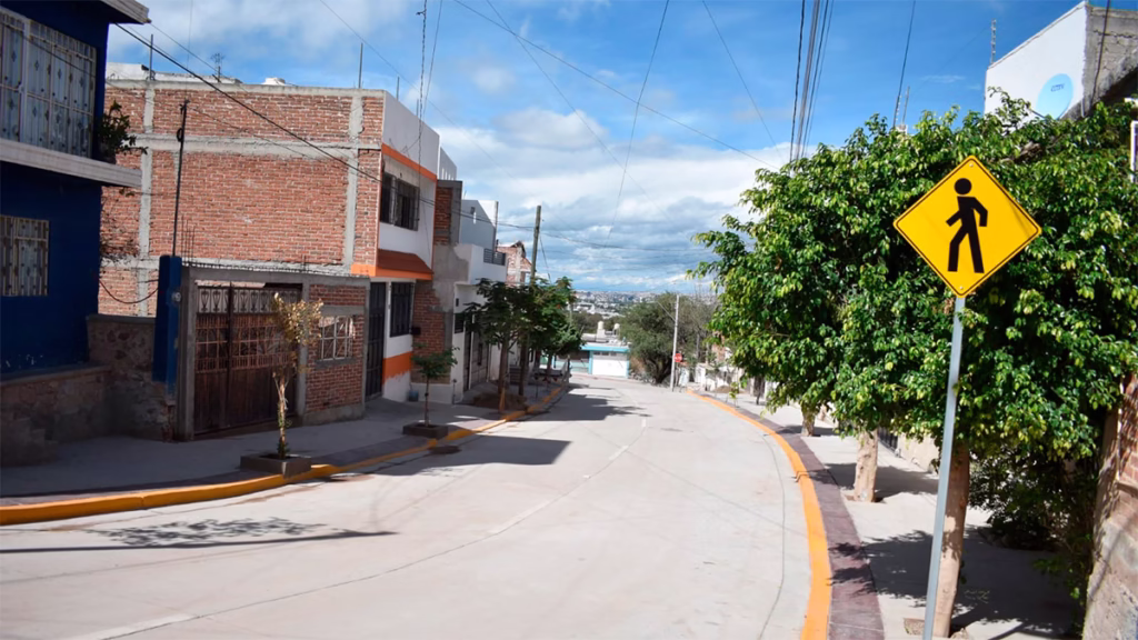 Avanza León: Inicia pavimentación de calles en las 7 delegaciones