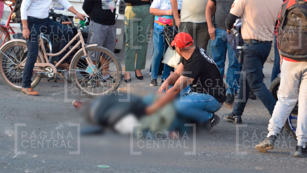 Colonia Oriental: Muere motociclista tras chocar contra camioneta de carga