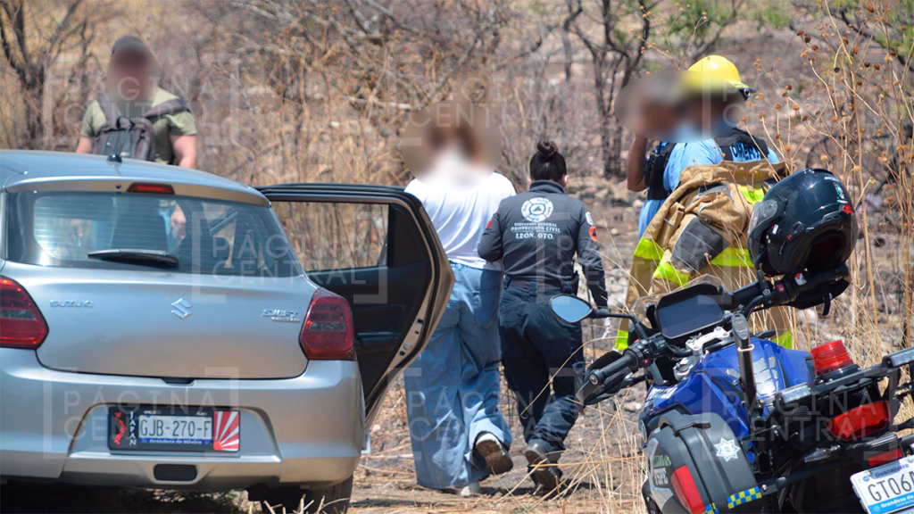 Vuelcan en la León-San Felipe: Se accidentan dos mujeres
