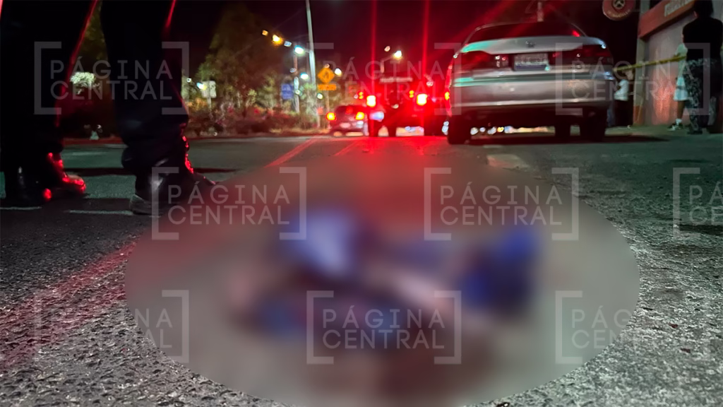 Muere atropellado por una motocicleta en la carretera a Santa Ana del Conde