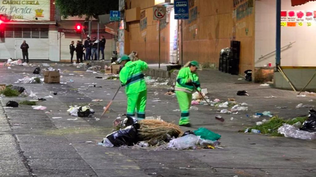 Avenida Miguel Alemán luce más limpia, segura y ordenada