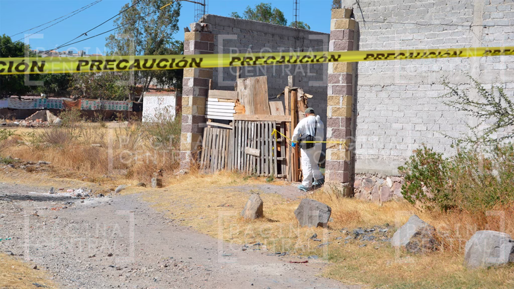 Hallan cadáver con signos de violencia en finca en Las Joyas