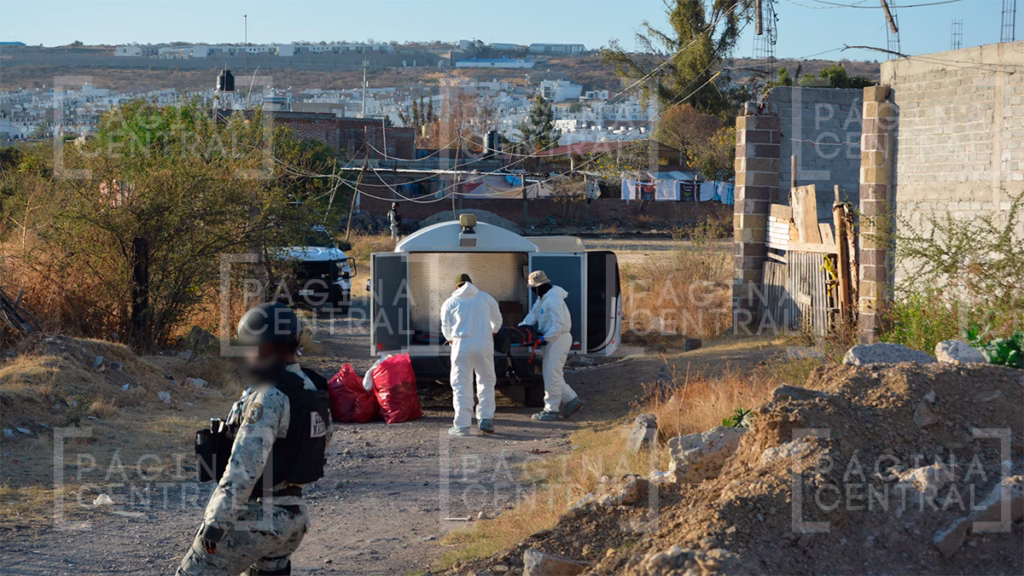 Hallan cadáver con signos de violencia en finca en Las Joyas
