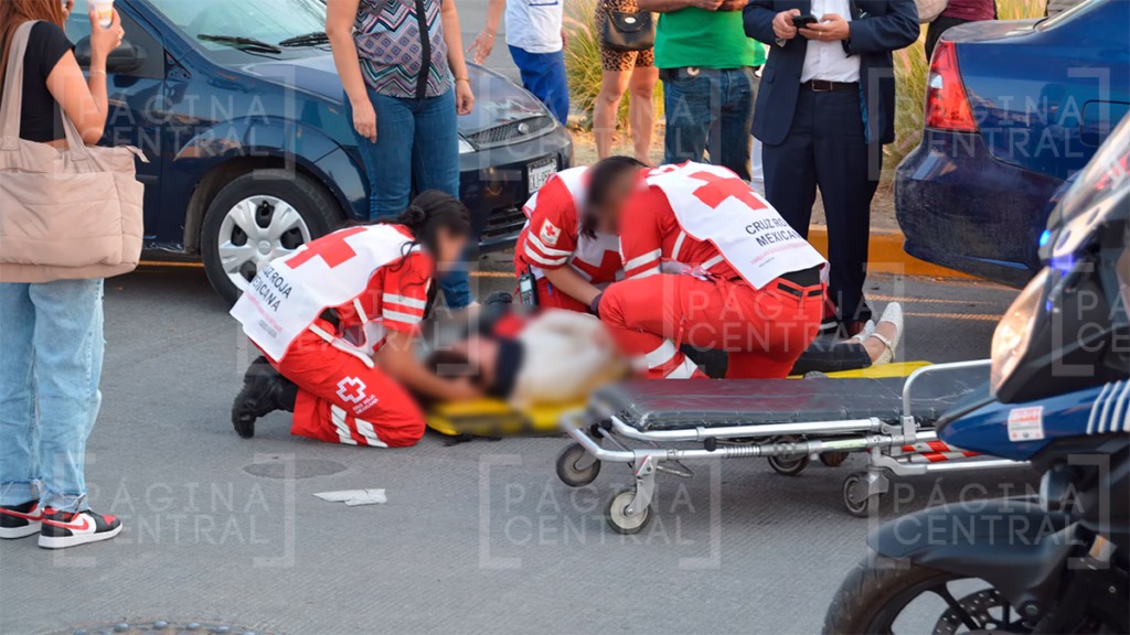 Bulevar Juan Alonso de Torres: Motociclista atropella a joven