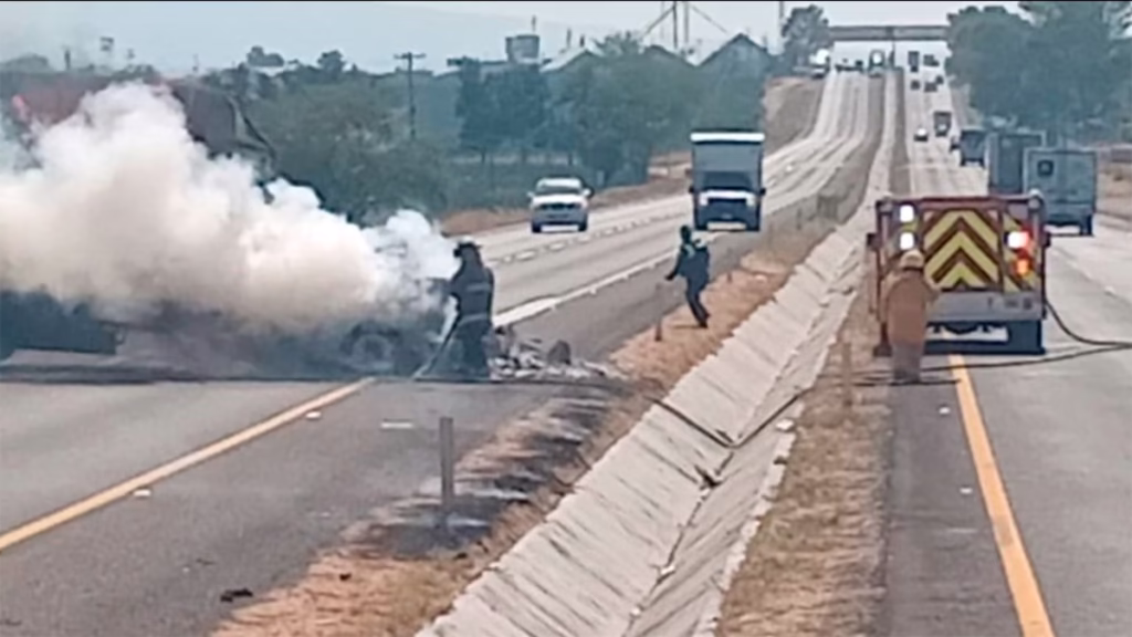 “Situación contenida y bajo control”, titular de SSP sobre narcobloqueos