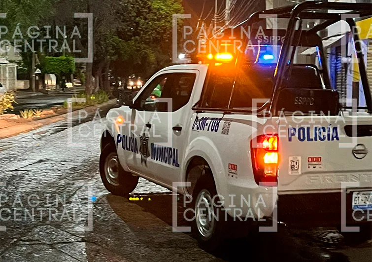 San Nicolás: Balean a joven afuera de su casa