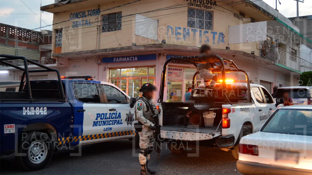 Lomas de Vista Hermosa: Balean a 2 hombres que platicaban