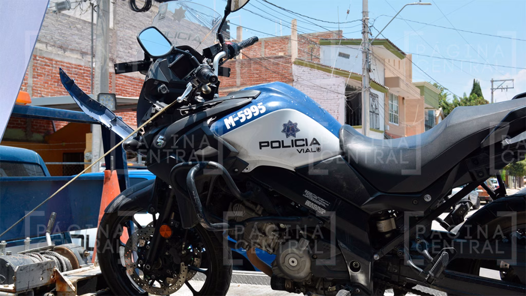 Choque en Santa Rosa de Lima: Carro da vuelta prohibida e impacta a dos motociclistas 