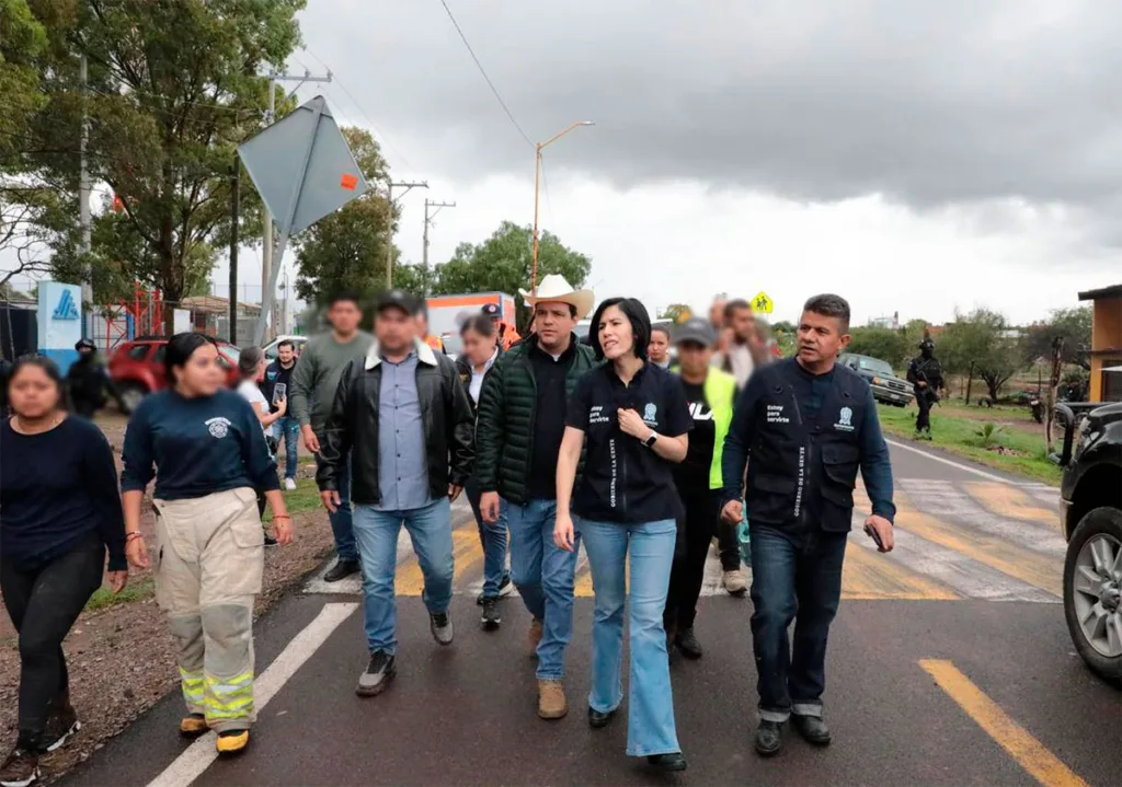 Ocampo: Agua alcanzó los dos metros en calles de comunidad y deja casi mil afectados