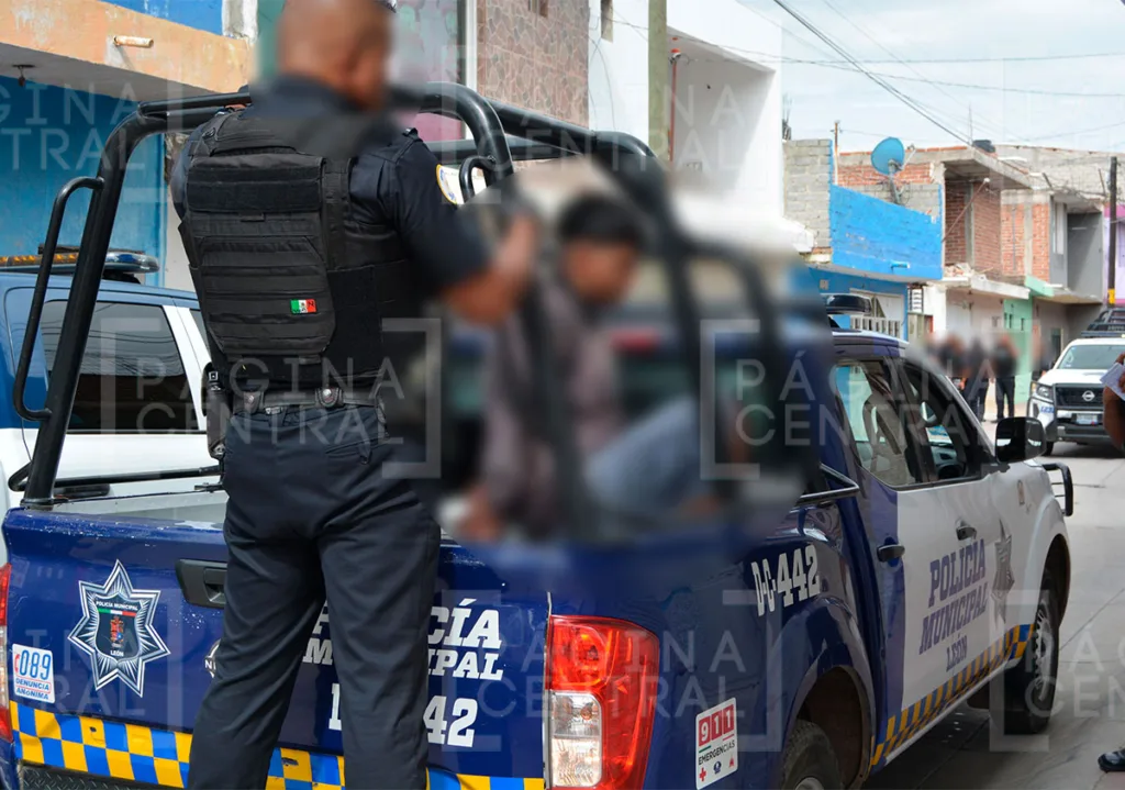 León I: Una riña en la calle terminó en balacera hay un lesionado