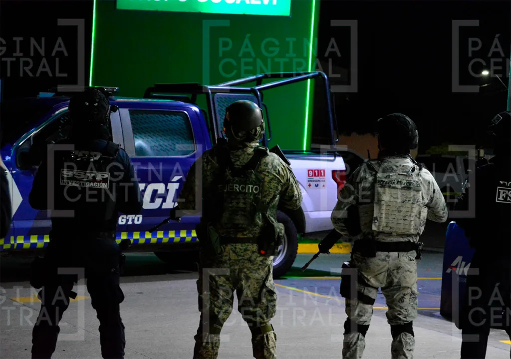 Huachicoleo León: Aseguran y catean gasolinera