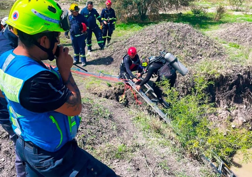 Querétaro: Muere menor ahogado al intentar rescatar a su perro