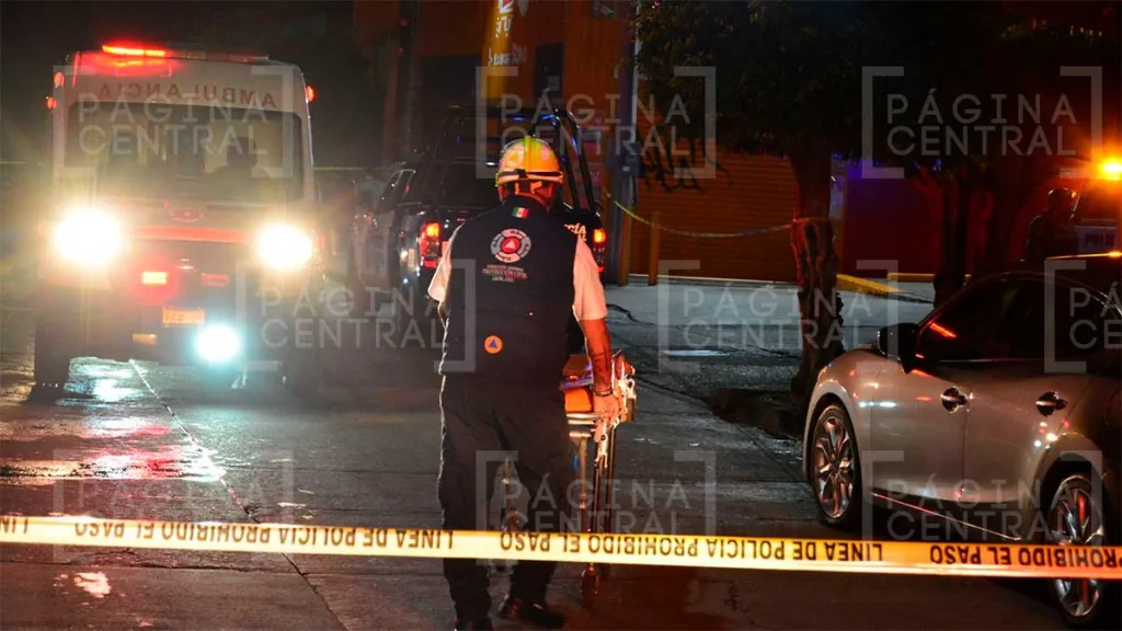 San Juan Bosco: Disparan contra una familia cuando platicaba en la calle, matan a dos