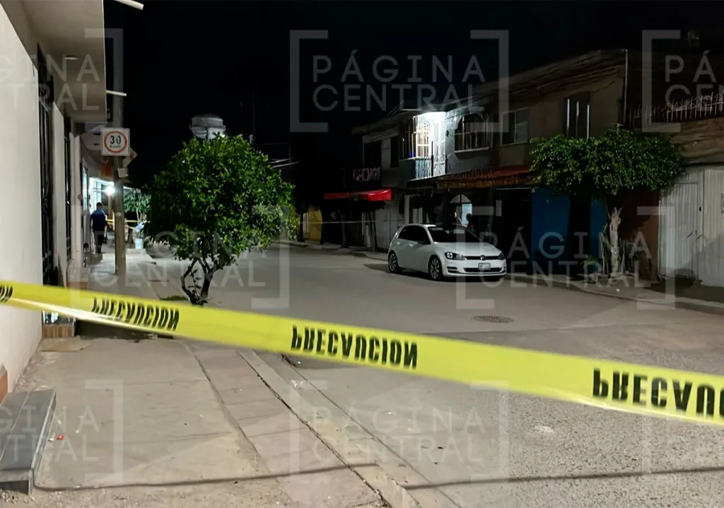 La Ermita; Balean a hombre en una frutería