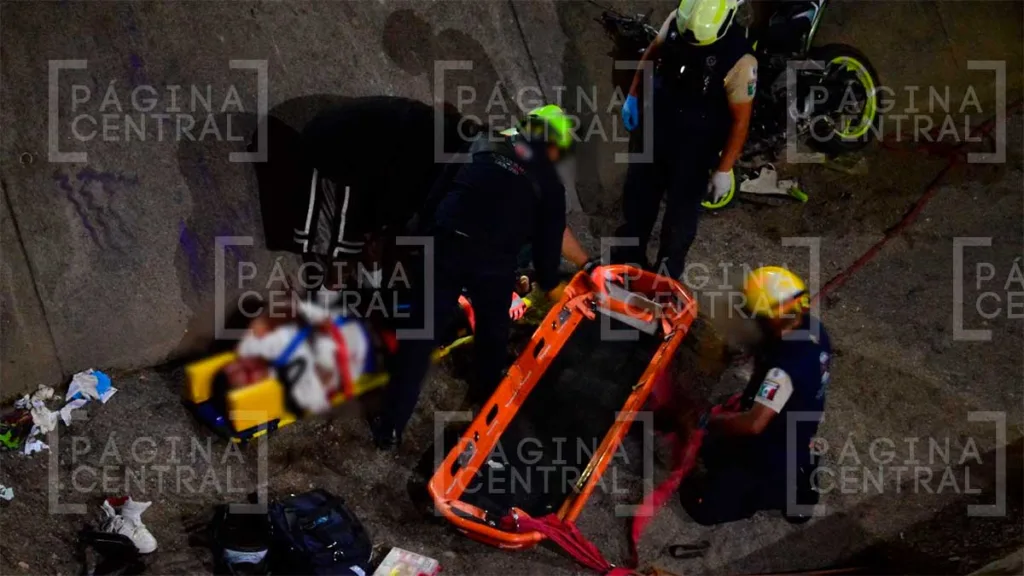 Las Trojes: Hombre pierde el control de su moto y cae al Arroyo del Muerto