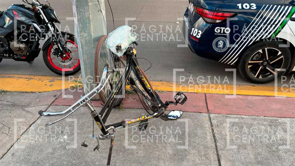 Juan Alonso de Torres: Motociclista atropella a ciclista, hay 2 lesionados