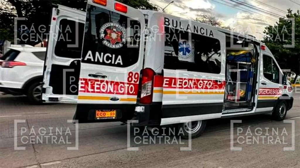 Juan Alonso de Torres: Motociclista atropella a ciclista, hay 2 lesionados