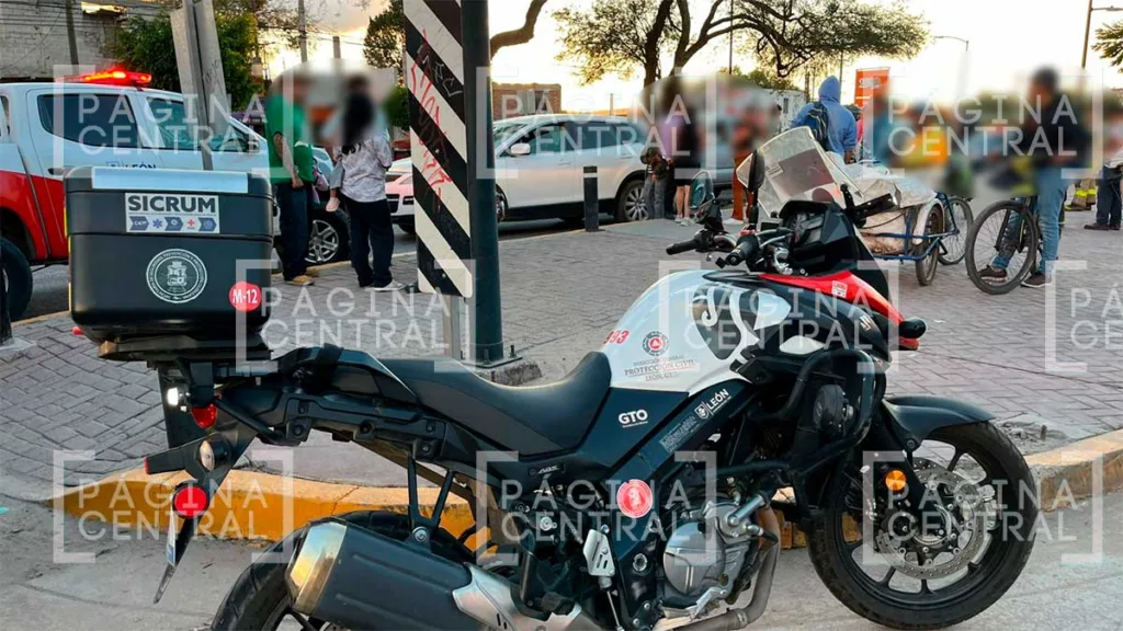 Bulevar Miguel Hidalgo: Se impactan dos camionetas y una termina en llamas