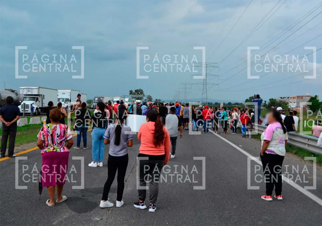 Bloquean la Maxipista tras desalojo en San Joaquín: colonos exigen solución