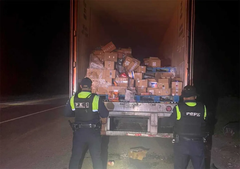 Silao: Recuperan caja de tráiler robado con mercancía valuada en 500 mil pesos