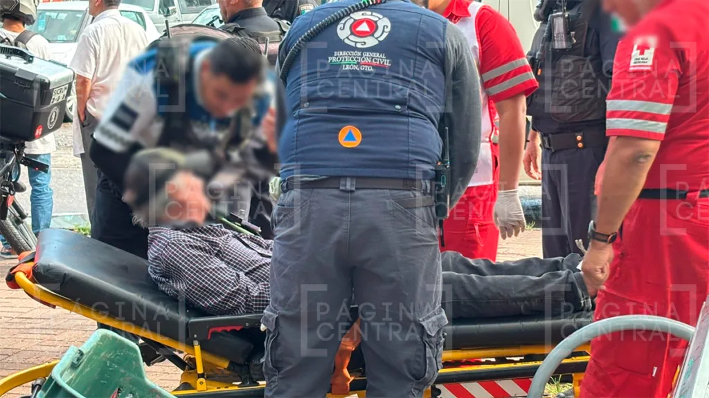 Las Trojes: Abuelito es atropellado por motopatrulla