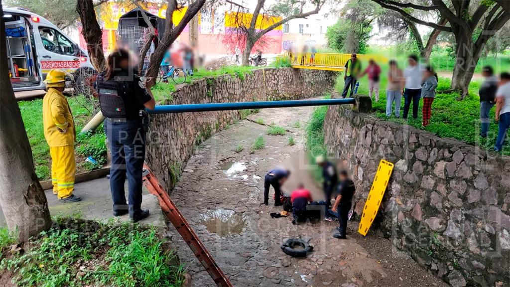 Arroyo del Muerto: Hombre en presunto estado de ebriedad cae y se golpea la cabeza