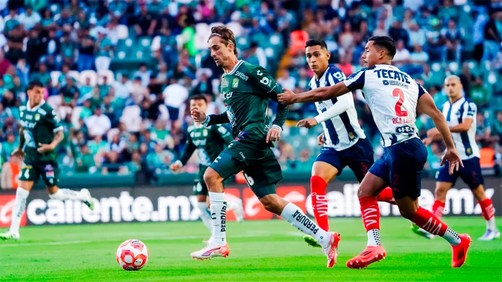 Club León pierde ante Rayados y exigen salida del DT