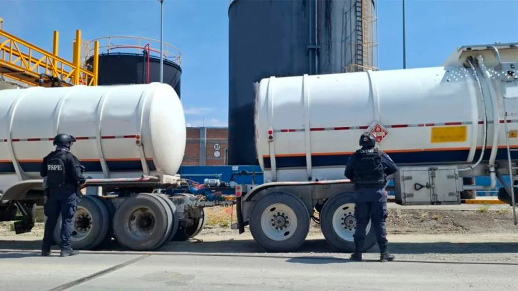 Histórico golpe al huachicol: decomisan combustible valuado en 30 millones de pesos