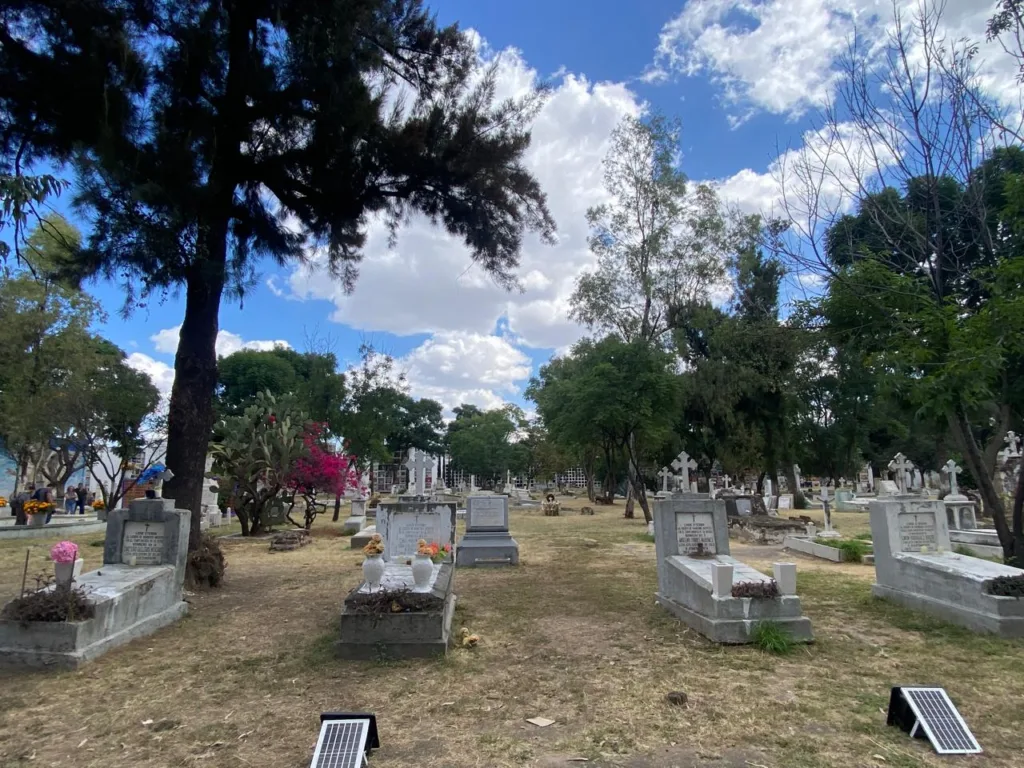 Tumbas del camposanto