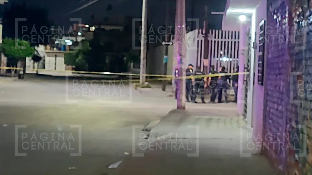 Valle de Jerez: Motosicarios atacan a un joven afuera de su casa